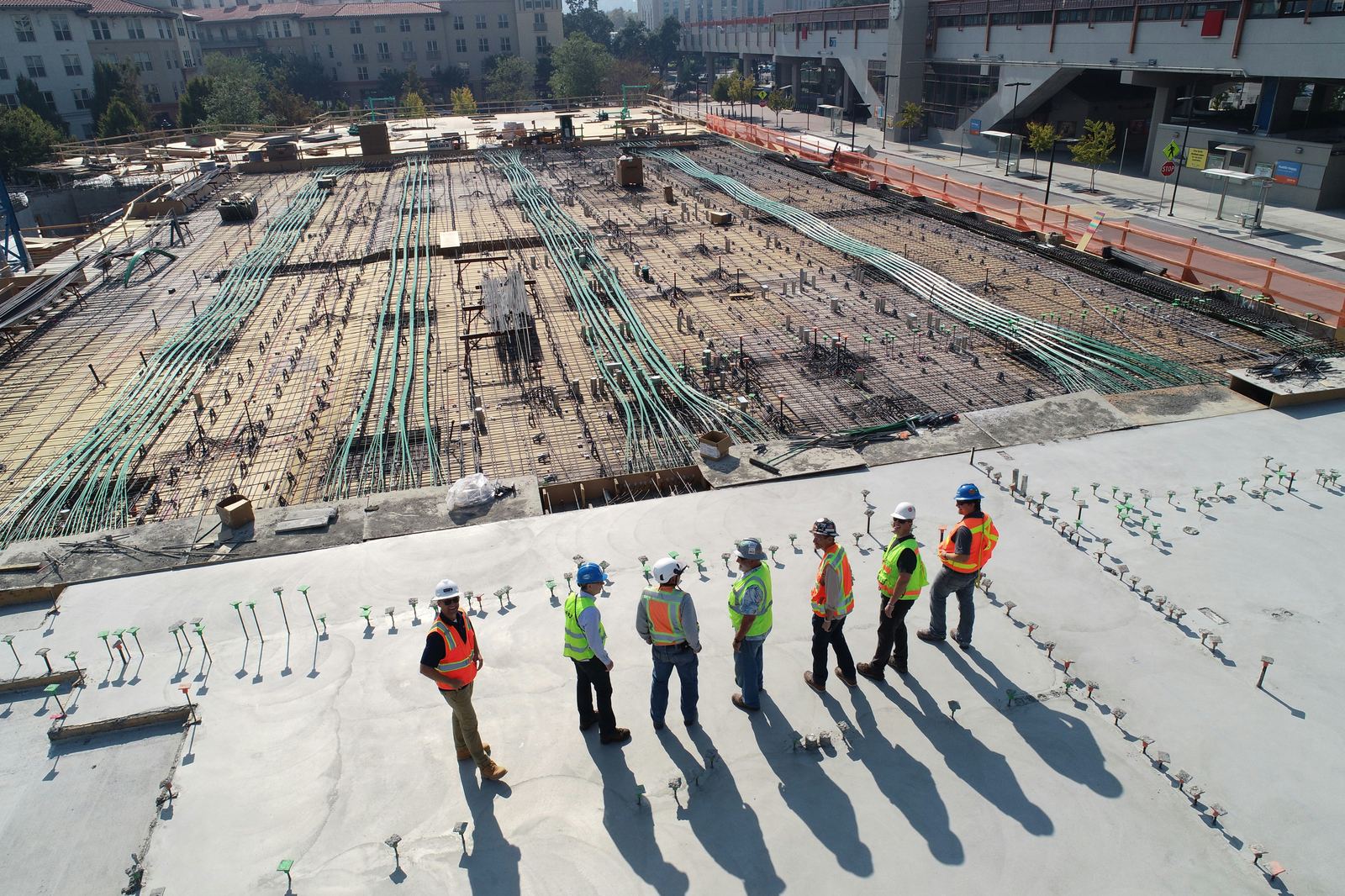 Coordinated workforce on a large infrastructure project